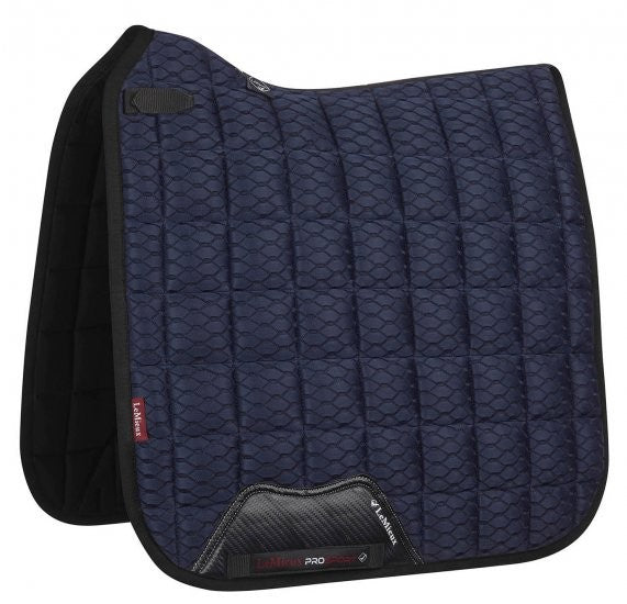 Tapis de selle Dressage avec amortisseur intégré Merino + en suèdine blanc/blanc Tapis de selle Tapis de selle Dressage avec amortisseur intégré Merino + en suèdine blanc/blanc Tapis de selle
