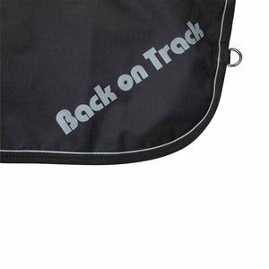 Cobre-costas Sammy Back on Track