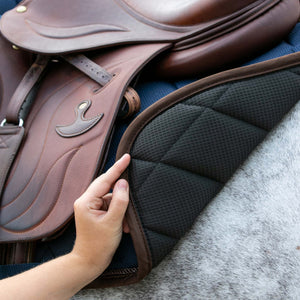 Tapis de CSO Airflow Back on Track Bleu doublure welltex | Sellerie Bucéphale