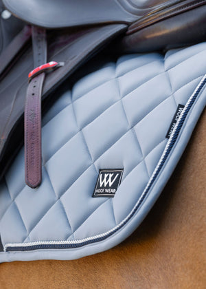 Woof Wear – Tapis de selle Vision Aura Close Contact Woof Wear Steel Blue 3 | Sellerie Bucéphale
