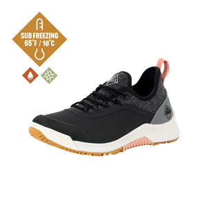 Chaussure Muck Boot Outscape Lace Up femme noire et rosee, profil droit