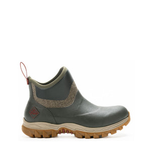 Bottine Muck Boot Arctic Sport II Ankle verte, vue de trois quarts avant