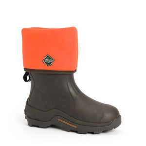 Semelle crantee de la botte Muck Boot Woody Max, vue de dessous