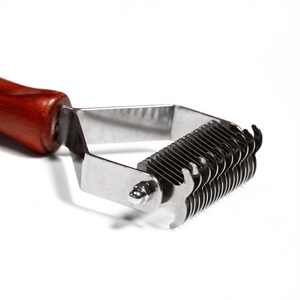 Brosse à sous-poil double face Sprenger manche bois dents inox