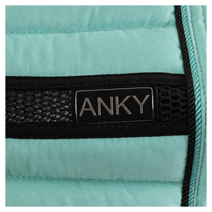 Anky – Tapis de Dressage Anky SS24    | Sellerie Bucéphale