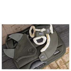 Anky neopreen beenbeschermers met zachte bontrand