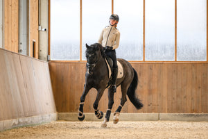 CAVALRONJA Latte - Cavallo