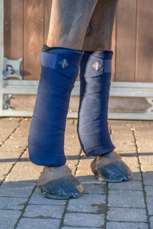 Bandes de Repos LeMieux, coloris Navy, en situation