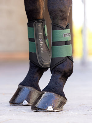 Guêtres de Protection LeMieux Grafter Best-Seller - Vert Chasse - lifestyle