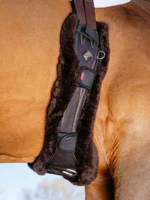 Housse de Sangle Obstacle Merino+ LeMieux - Marron - mise en situation