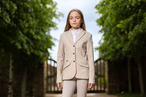 LeMieux Young Rider Kennedy veste de concours Stone en situation