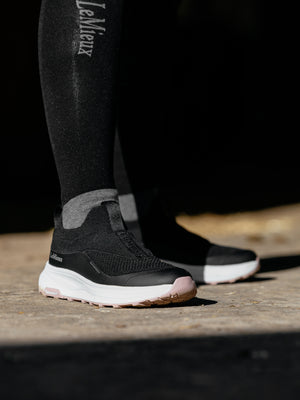Baskets Sans Lacets Imperméables Kanta LeMieux - Noir - mise en situation
