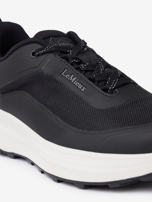IT08793_product_kantawaterprooftrainer_black_05