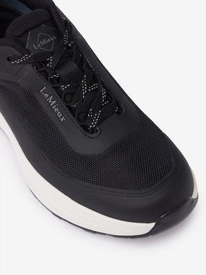 IT08793_product_kantawaterprooftrainer_black_06