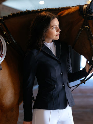 Veste de Concours Brilliance Diana LeMieux - Marine - mise en situation