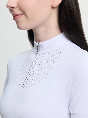 Chemisier de concours Brilliance Livvy Young Rider manches courtes - Blanc - mise en situation