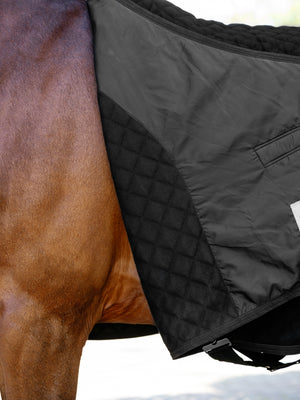 Couverture polaire LeMieux Arika Clima-Tek - noir - mise en situation