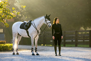 Tapis de CSO LeMieux Brilliance - noir - mise en situation