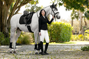 Tapis de Dressage Brilliance - LeMieux, coloris Black, en situation