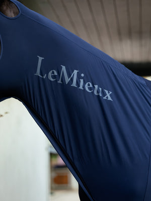 Couverture de présentation extensible LeMieux — Marine