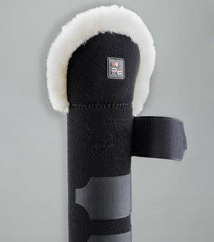 Protector de cola Techno wool Premiere Equine