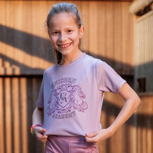 T-shirt enfant Unicorn Academy lilas a blason pailliete, porte