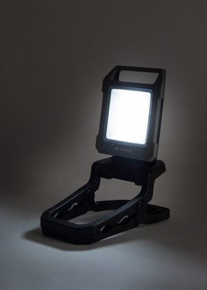 Woof Wear – Lampe à pince LED d'écurie Woof Wear Noir / gris 6 | Sellerie Bucéphale