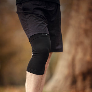 Physio 4way stretch térdvédő Back on Track