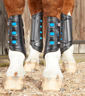 Woof Wear – Guêtres de cross Super Lite Carbon Tech postérieurs Premier Equine Black 2 | Sellerie Bucéphale