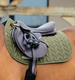 Tapis de Selle Mixte Amigo® Close Contact Horseware