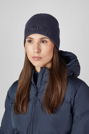 Bonnet tricoté Eskadron Dynamic 2026 — porté
