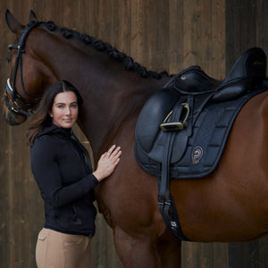 Tapis de dressage Big Square Faux Leather Eskadron Platinum 23 coloris Noir sous la selle | Sellerie Bucéphale