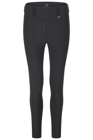 L'image montre un pantalon d'équitation noir, spécialement conçu pour offrir confort et performance. Voici une description détaillée : 1. **Matériau** : Le pantalon semble être fabriqué en tissu extensible, probablement un mélange de polyester et de spandex, garantissant une grande liberté de mouvement et une résistance à l'usure. 2. **Coupe et design** : - **Taille** : La ceinture est large et élastique, avec des inserts en tissu sur les côtés pour un ajustement parfait. Il y a...