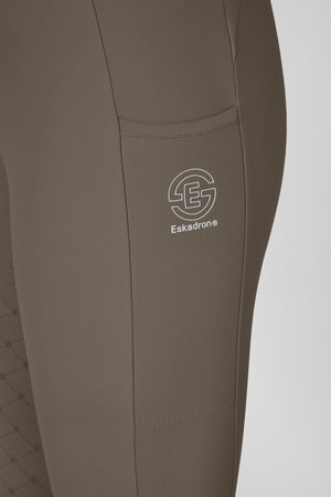 Legging d'Équitation Cosy Full Grip – Eskadron Dynamic Fanatics 2026 — Powdertaupe — porté