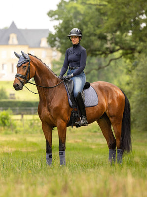 Le Mieux – Tapis de Dressage Suede Square LeMieux bleu jay  | Sellerie Bucéphale