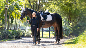 Tapis de Dressage LeMieux Essence Stone - porté 1