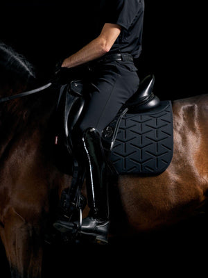Tapis de Dressage LeMieux ProForm Moulé Black en situation