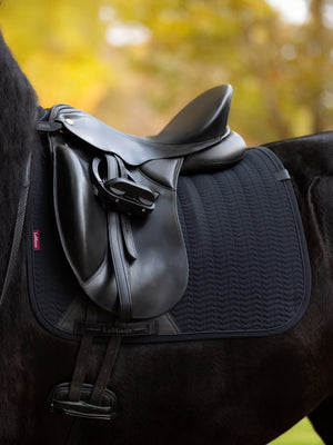 Tapis de Dressage LeMieux Essence Black - porté