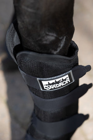 Guetres de transport Mesh Eskadron Basics en situation