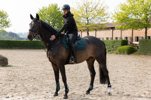Tapis de selle Eskadron Performance Basics en situation