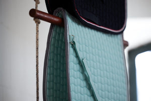 Tapis de selle Eskadron Cotton Contrast Shine en situation