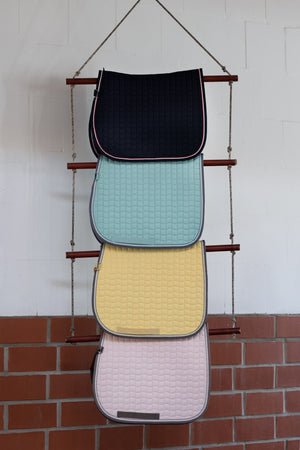 Tapis de selle Eskadron Cotton Contrast Shine en situation