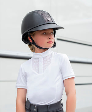 Chemisier de concours Belle Young Rider blanc en situation
