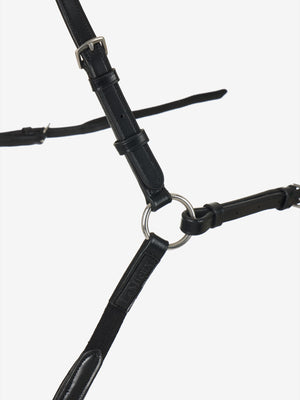 Collier de chasse LeMieux noir et argent détail de l'attache martingale