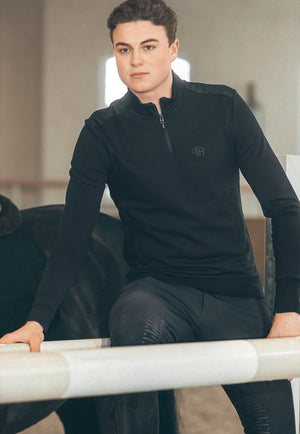 Pikeur SWEATER sweat d'équitation, coloris noir, en situation