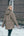 Pikeur RAINZIP CAPE cape imperméable, coloris mocha cream, en situation