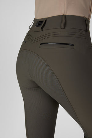 Pikeur CEELINA Matrix GripTec pantalon d'équitation, coloris deep khaki, porté, détail