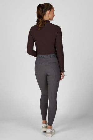 Pikeur CEELINA Grid TexLeather pantalon d'équitation, coloris basalt grey, porté vue de dos