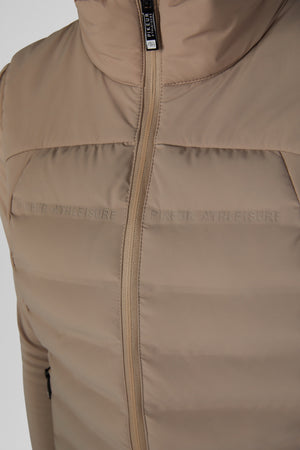 Pikeur QUILTED FLEXVEST gilet d'équitation, coloris mocha cream, porté, détail