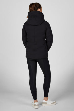 Pikeur WATERPROOF JACKET veste d'équitation, coloris noir, porté vue de dos